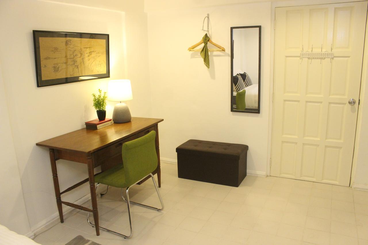 The White Bed And Breakfast บาโคลอด ภายนอก รูปภาพ