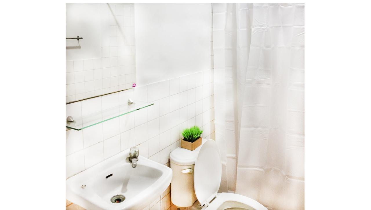 The White Bed And Breakfast บาโคลอด ภายนอก รูปภาพ
